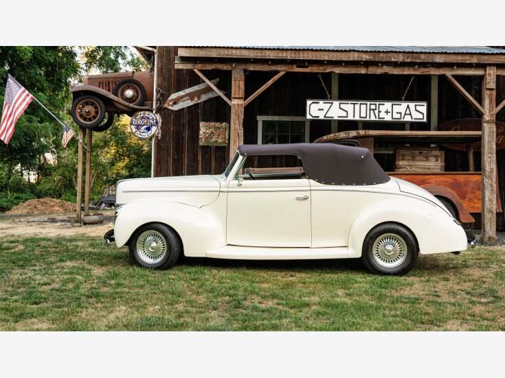 Thumbnail Photo undefined for 1940 Ford Deluxe
